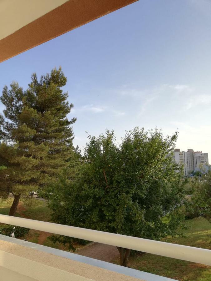 Apartment White Πούλα Εξωτερικό φωτογραφία